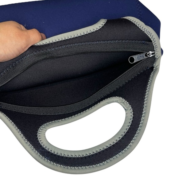 Monterey Bay Aquarium Blue Neoprene Bag - Picture 6 of 11